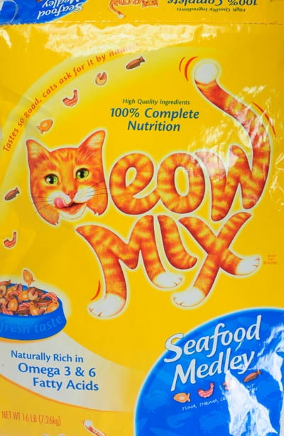 Meow Mix: Seafood Medley Dry Cat Food - 14.2 lb