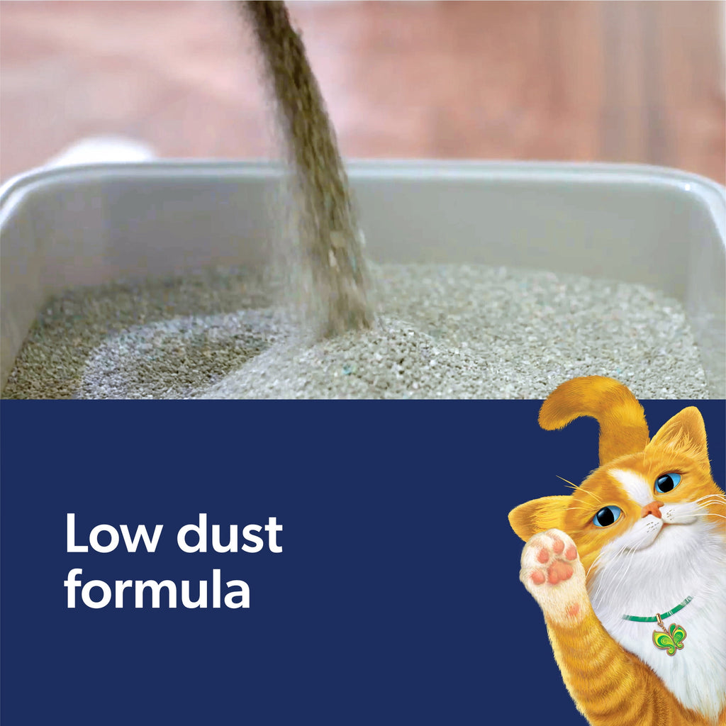 Fresh Step Clean Paws Cat Litter - Low-Tracking Clumping Litter With Febreze and Gain, 22.5 lbs